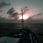 Couché de soleil à l'avant du Yersin